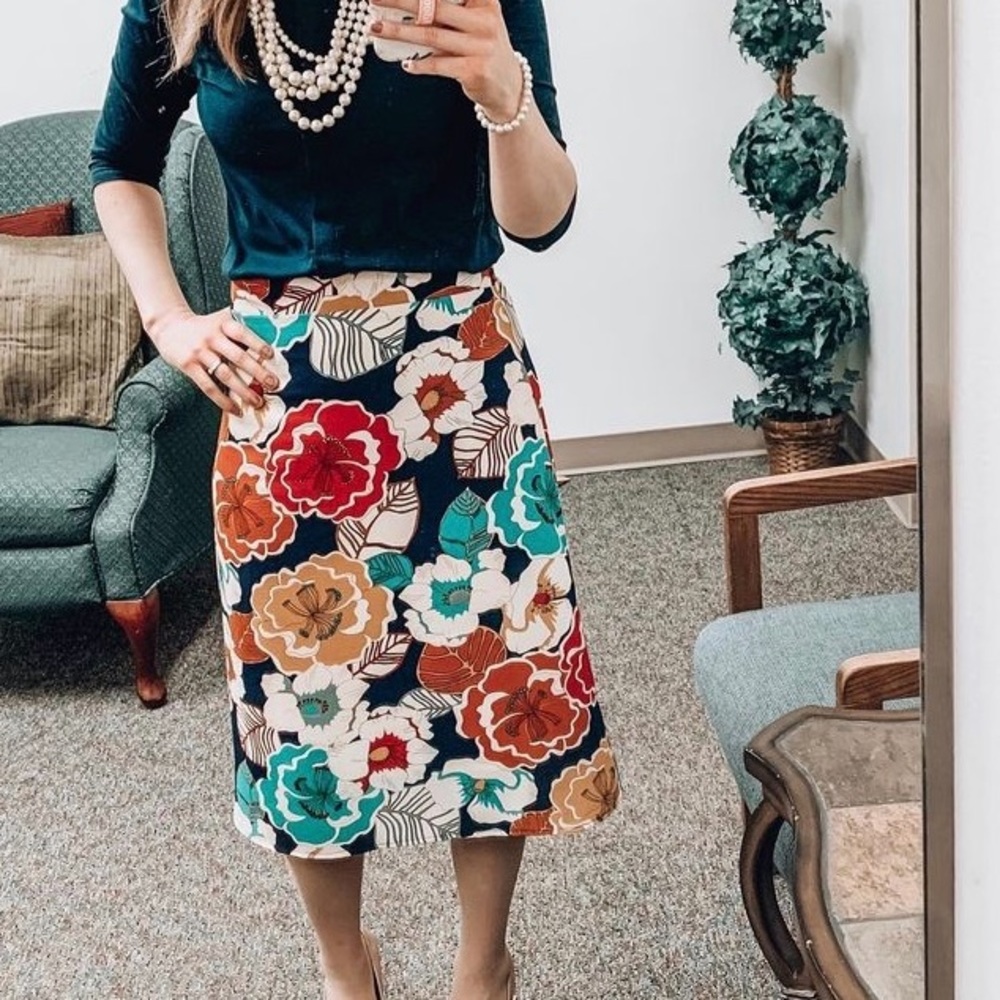Floral midi skirt